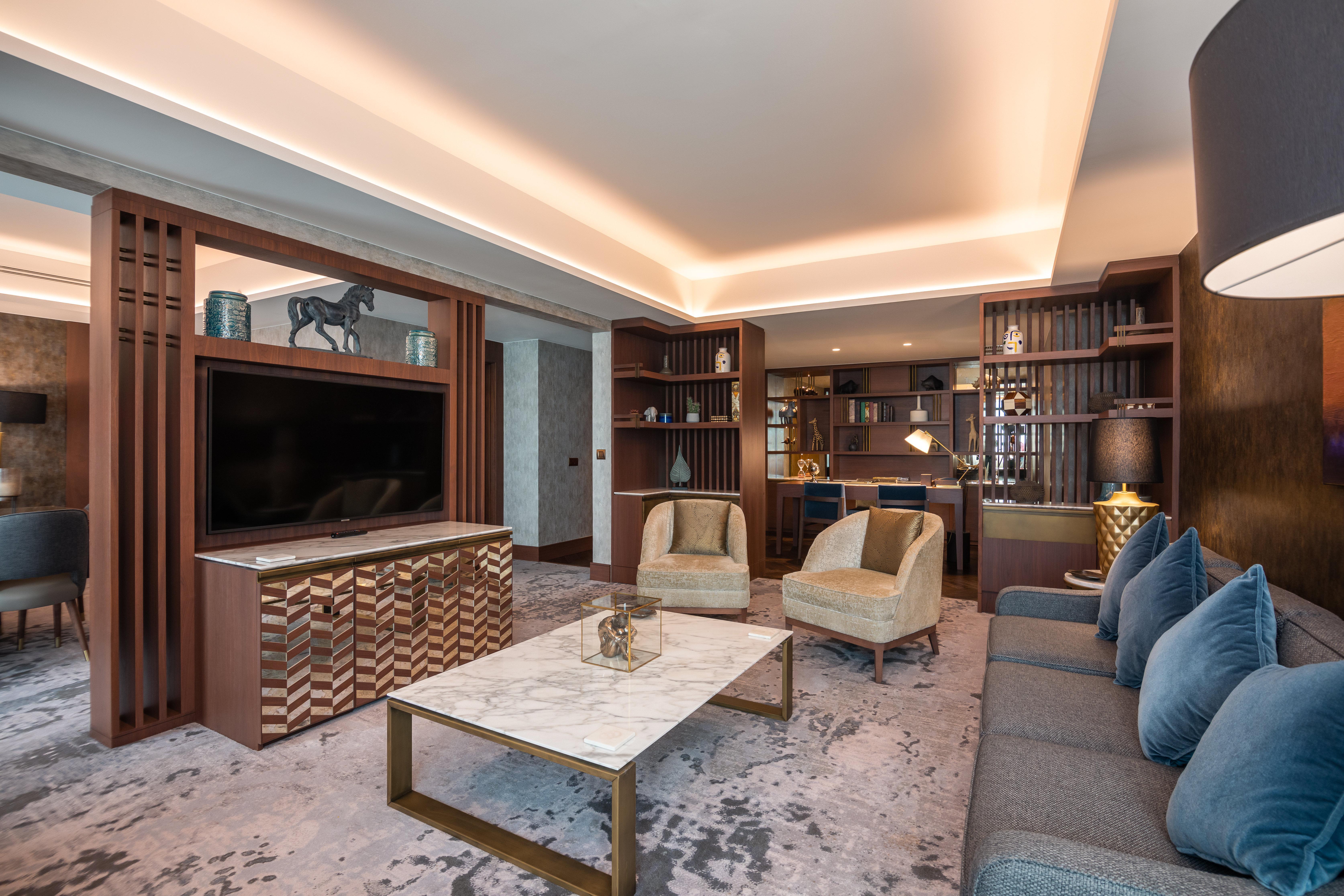 Intercontinental Lisbon By Ihg Hotel Exterior foto The living room of a suite at the hotel