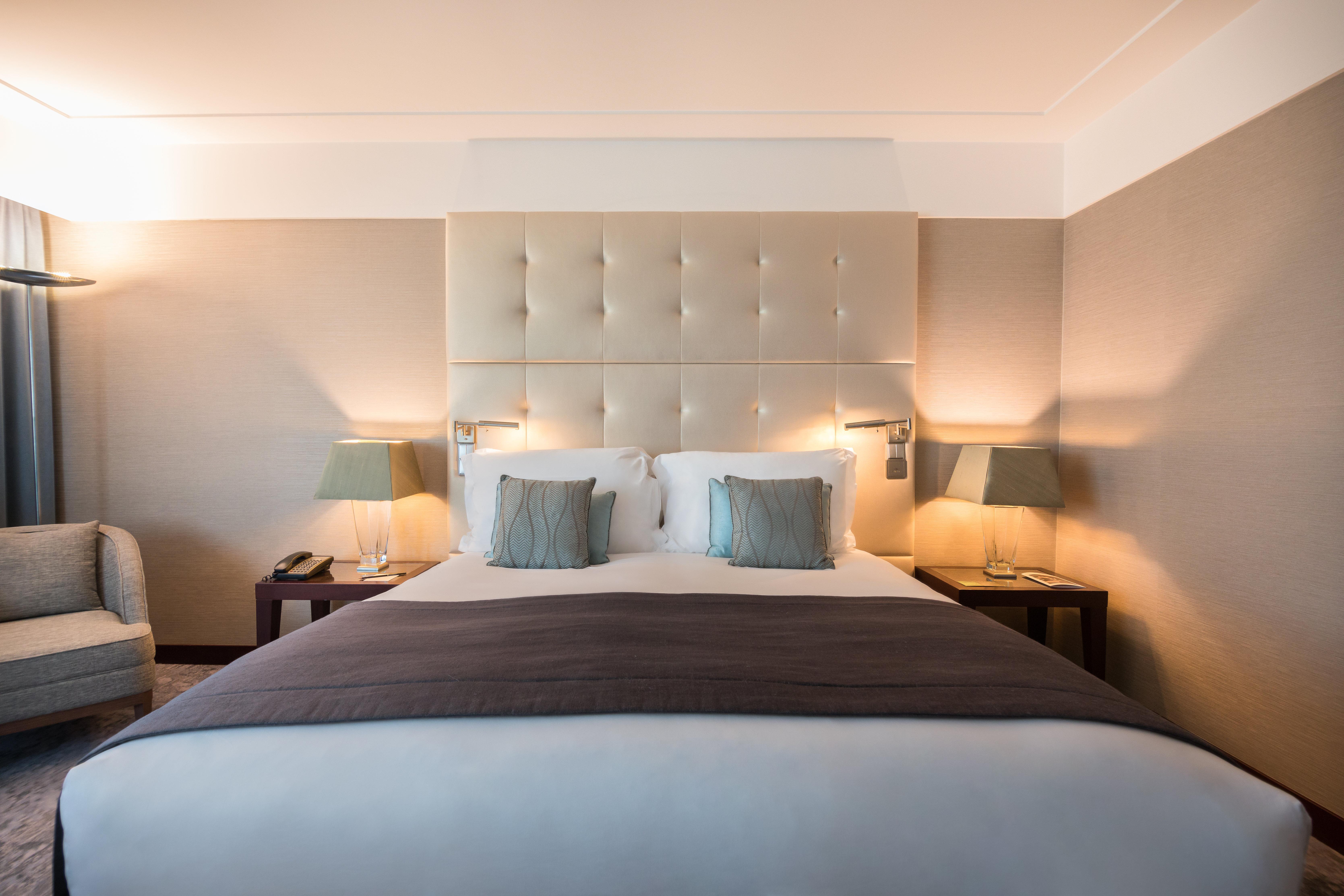 Intercontinental Lisbon By Ihg Hotel Exterior foto A bedroom at the hotel