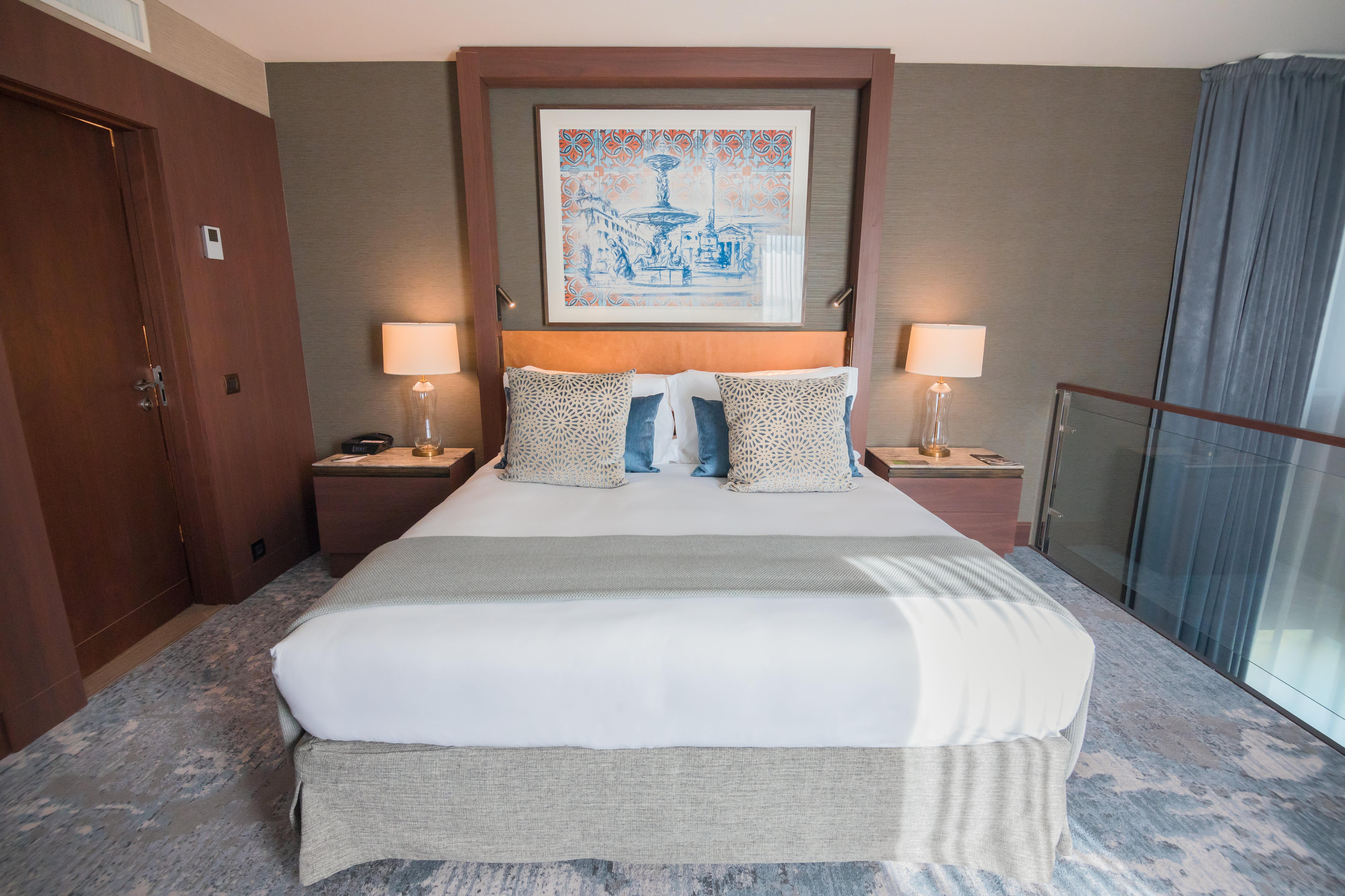 Intercontinental Lisbon By Ihg Hotel Exterior foto A bedroom at the hotel