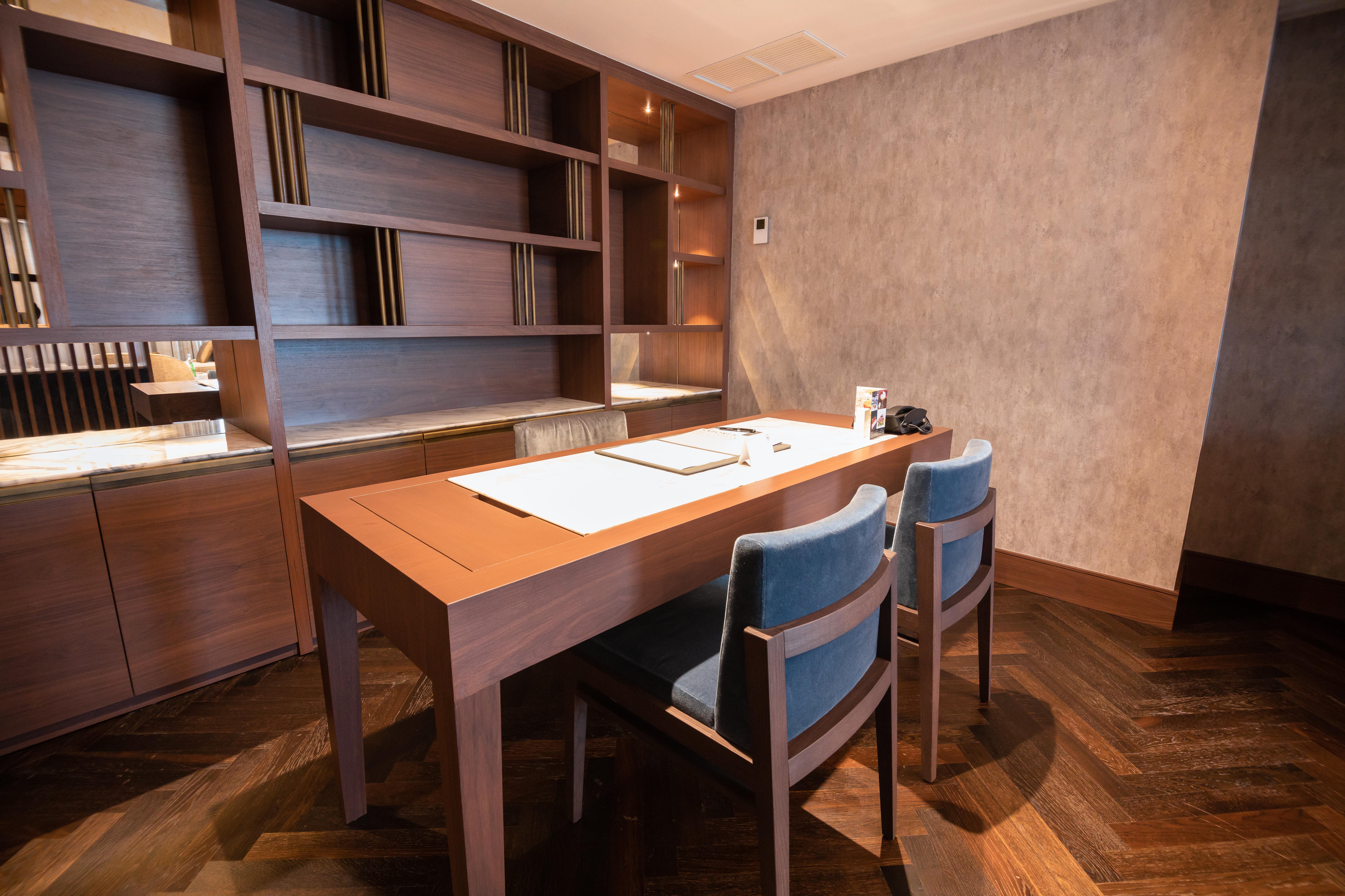 Intercontinental Lisbon By Ihg Hotel Exterior foto The library