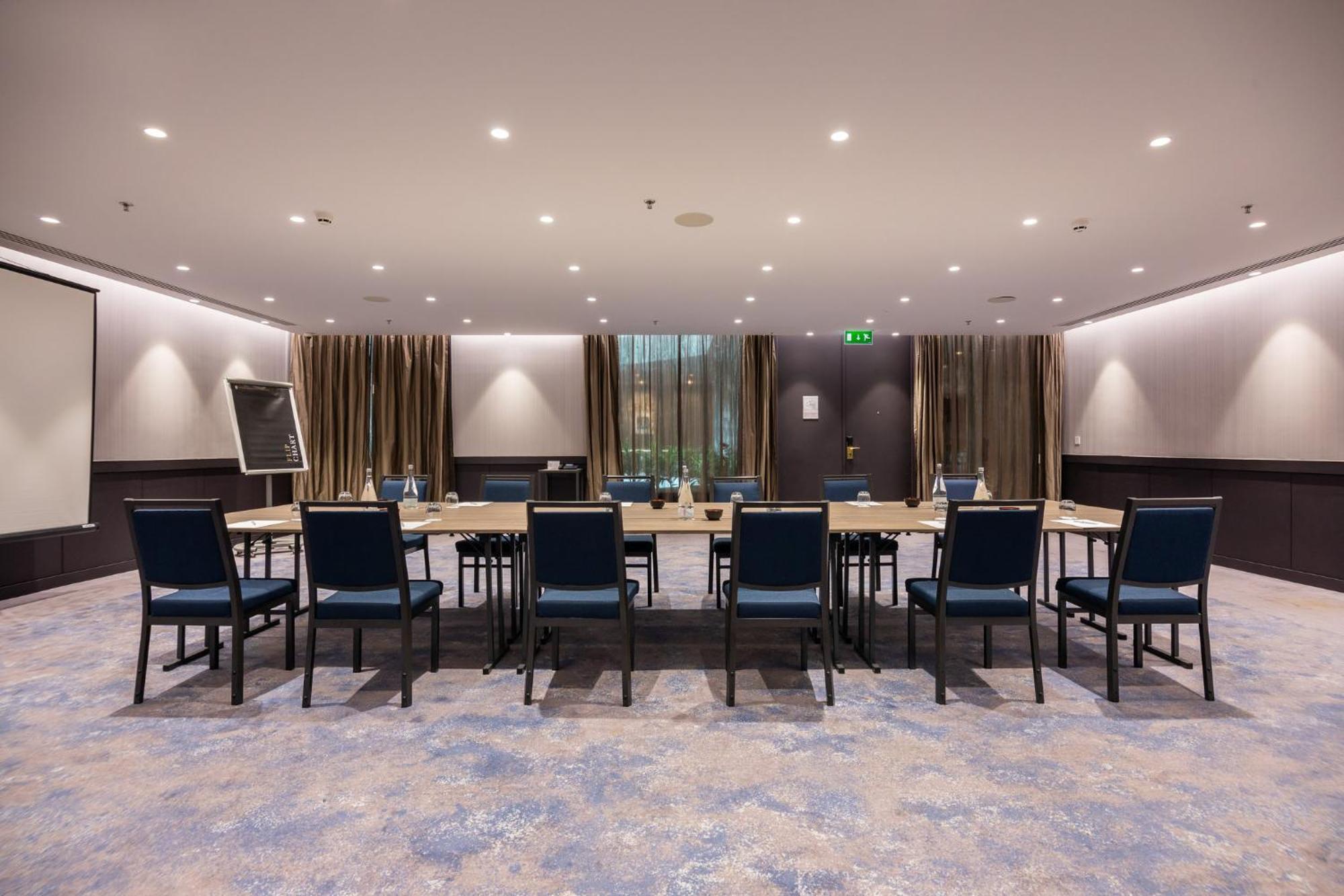Intercontinental Lisbon By Ihg Hotel Exterior foto Meeting room